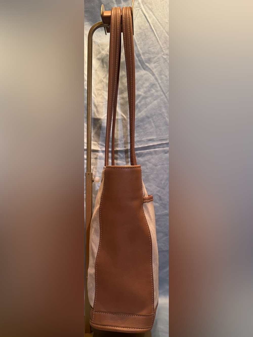 Coach Bleecker Canvas Bucket Tote / Tote Bag Vintage Manufactured December 1999 - Picture 4 of 13